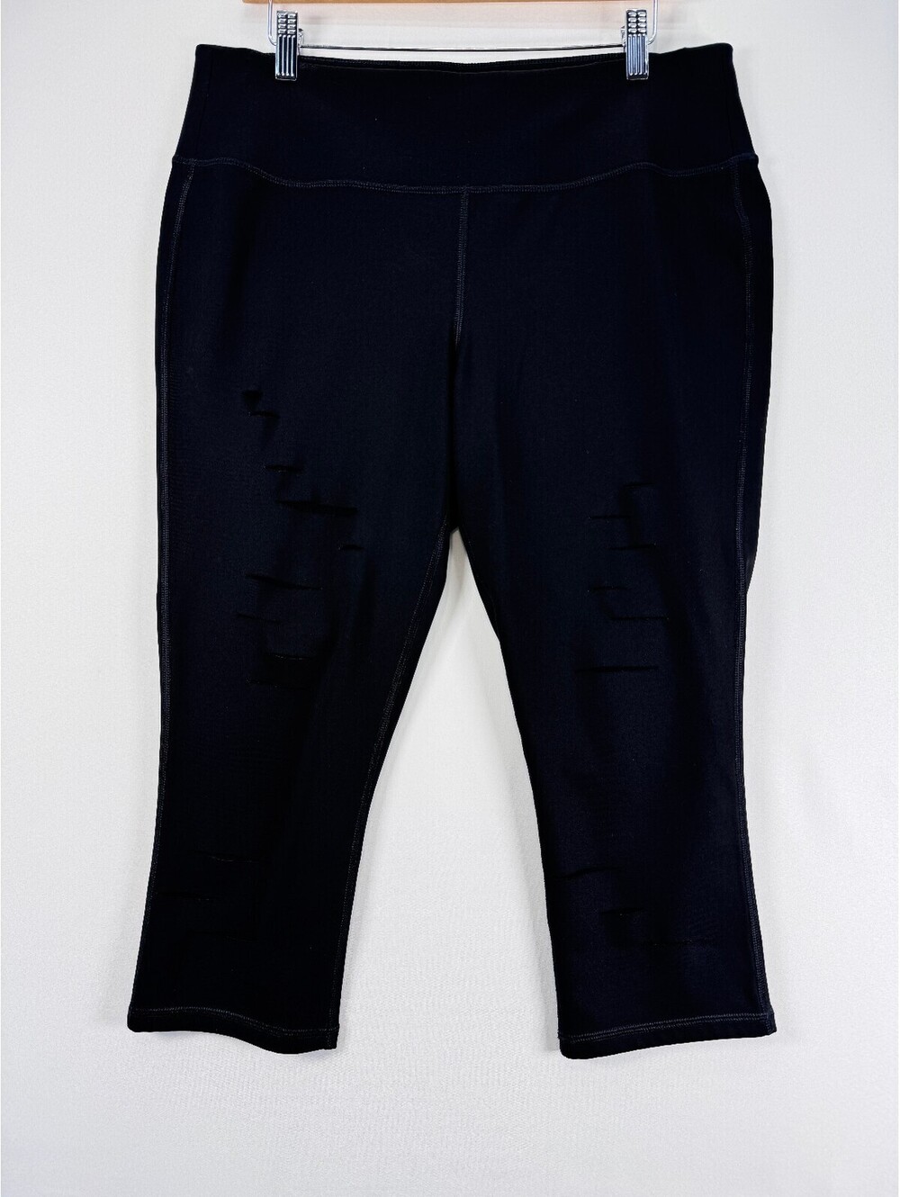LIVI Active Lane Bryant Y2k Black Mesh Cutout Capri Leggings Plus Size 18/20